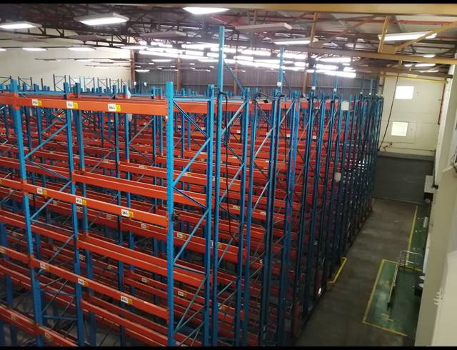 3,663M² FACTORY TO LET IN NEW GERMANY
